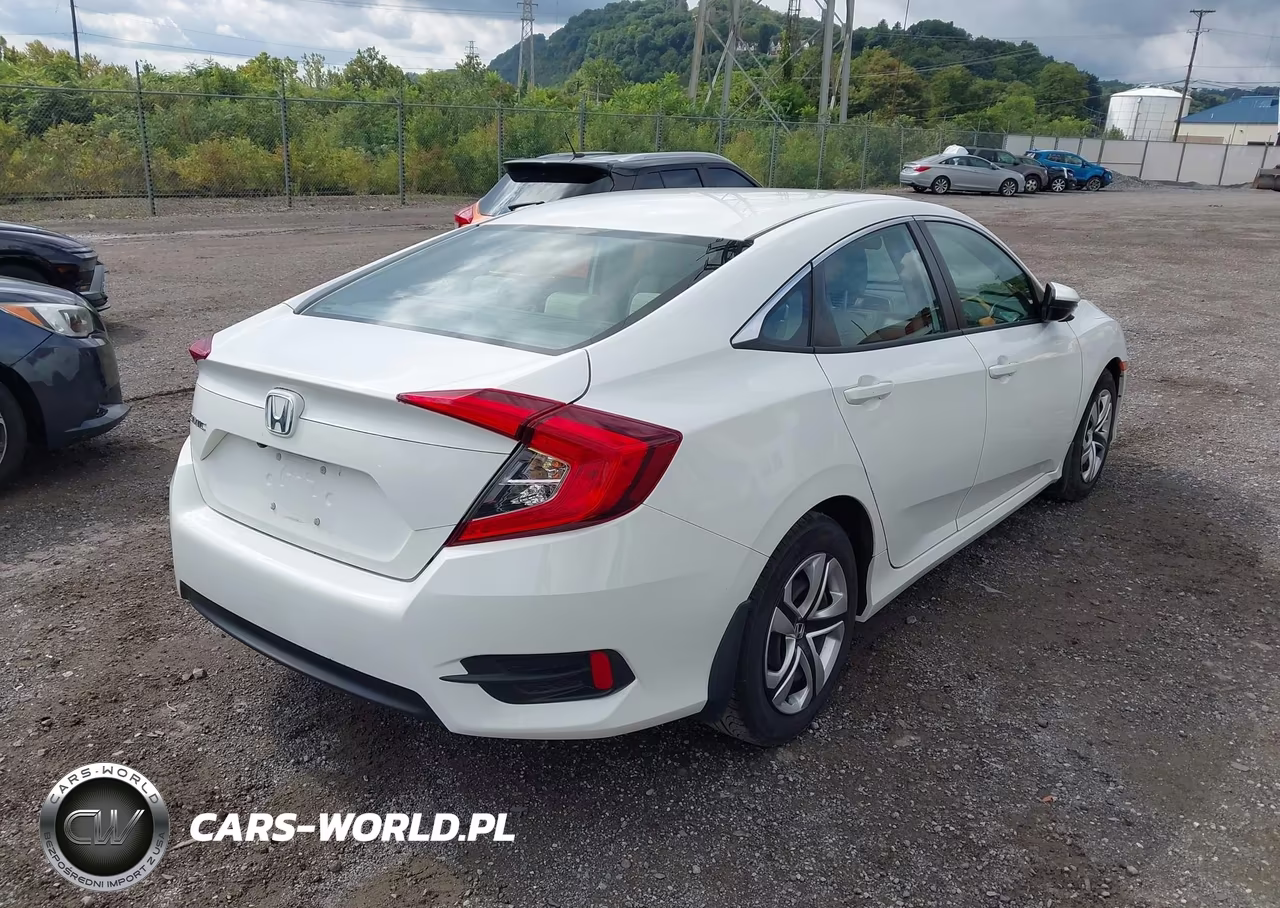 2018 Honda Civic Lx VIN:2HGFC2F53JH543096 - 4