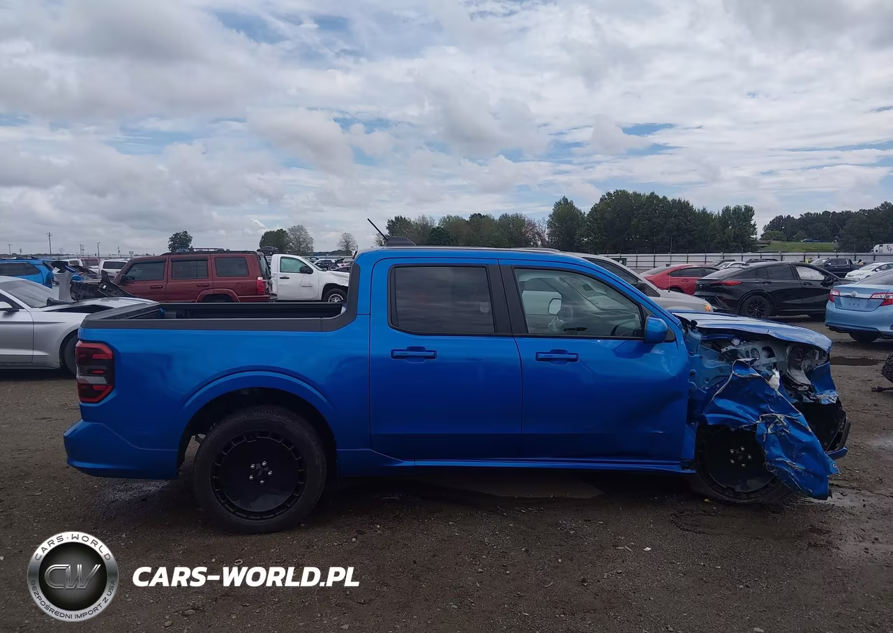 2025 Ford Maverick Lobo Standard VIN:3FTCW8TA8SRA95599 - 13