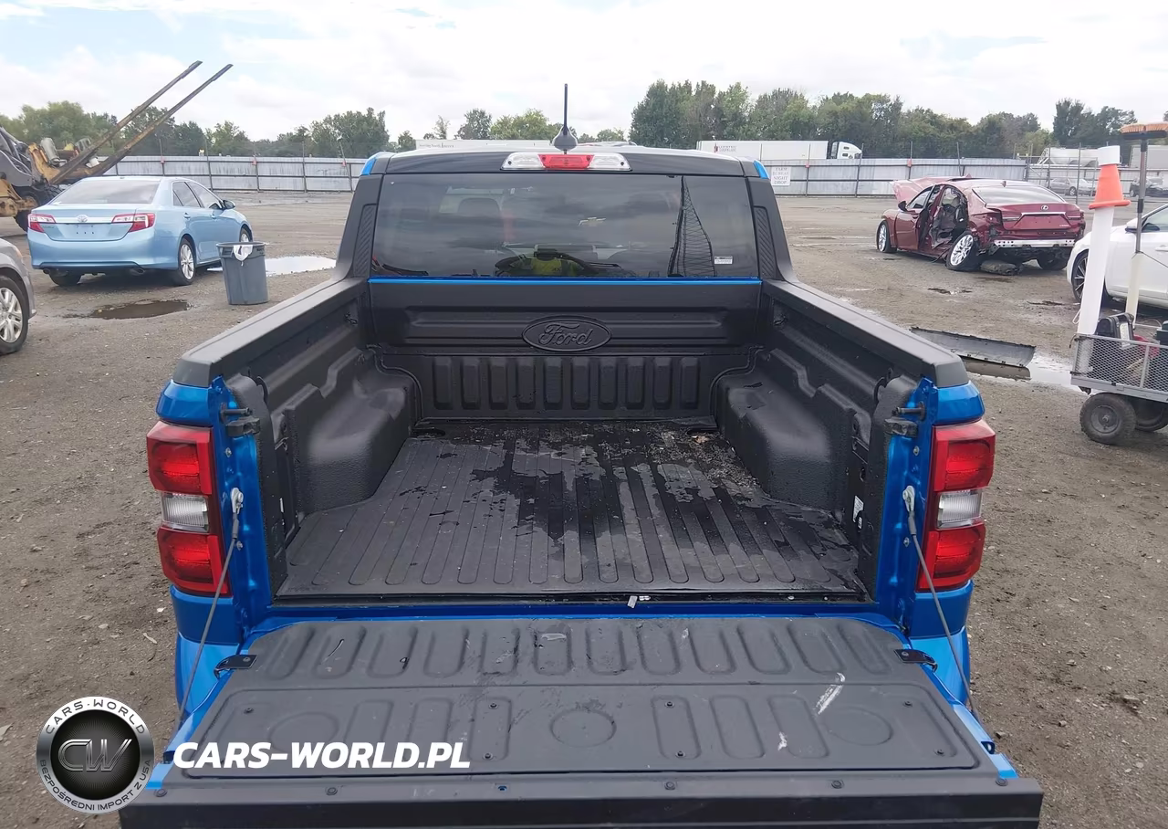 2025 Ford Maverick Lobo Standard VIN:3FTCW8TA8SRA95599 - 17