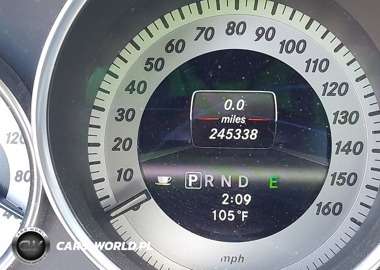 2013 Mercedes-Benz C 250 Sport VIN:WDDGF4HB1DF982589 - 17