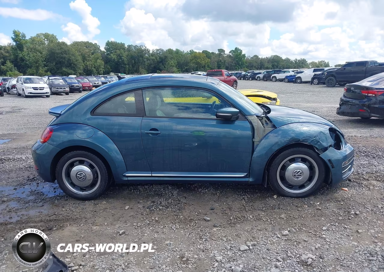 2018 Volkswagen Beetle 2.0T Coast-2.0T S VIN:3VWFD7AT9JM707531 - 13