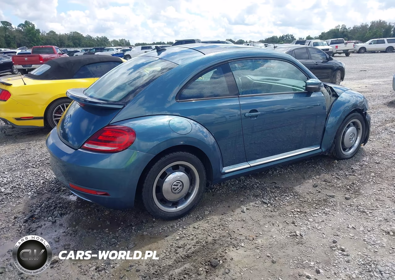 2018 Volkswagen Beetle 2.0T Coast-2.0T S VIN:3VWFD7AT9JM707531 - 4