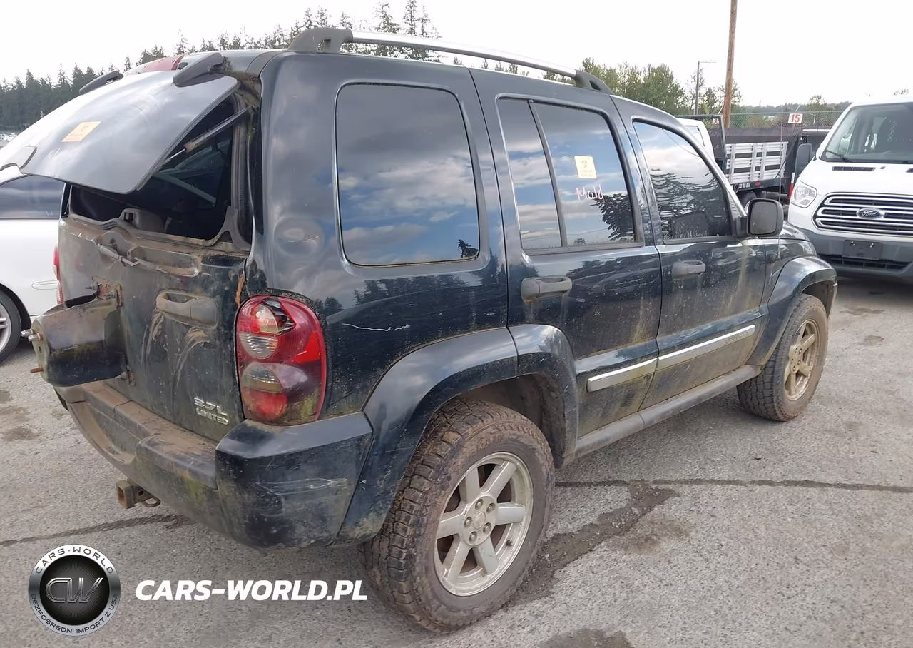 2005 Jeep Liberty Limited Edition VIN:1J4GL58K05W540665 - 4
