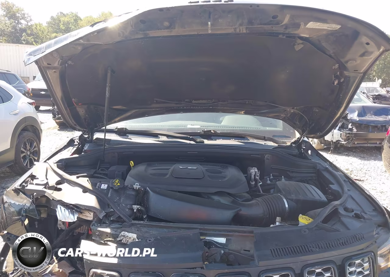 2019 Jeep Grand Cherokee Altitude 4X2 VIN:1C4RJEAG3KC615057 - 10