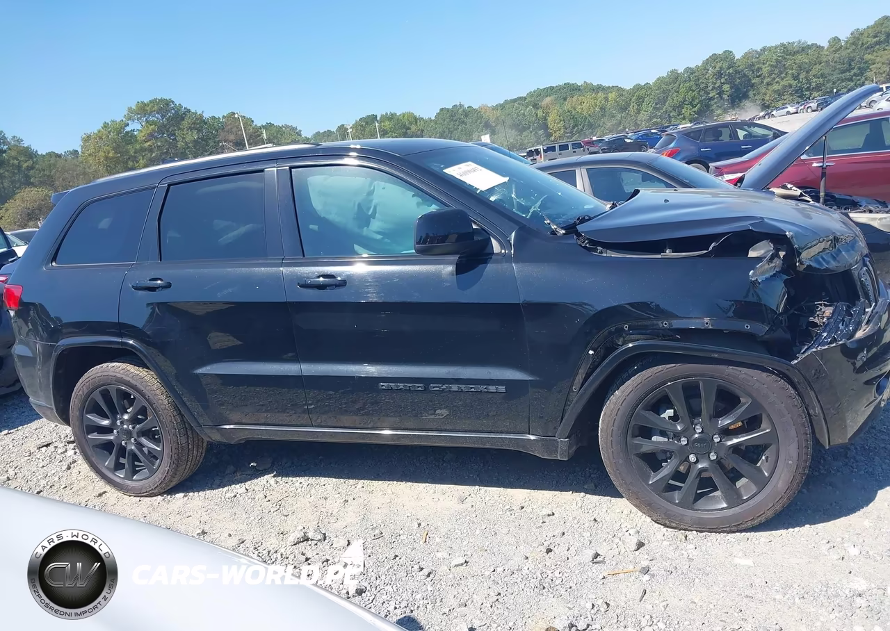 2019 Jeep Grand Cherokee Altitude 4X2 VIN:1C4RJEAG3KC615057 - 13