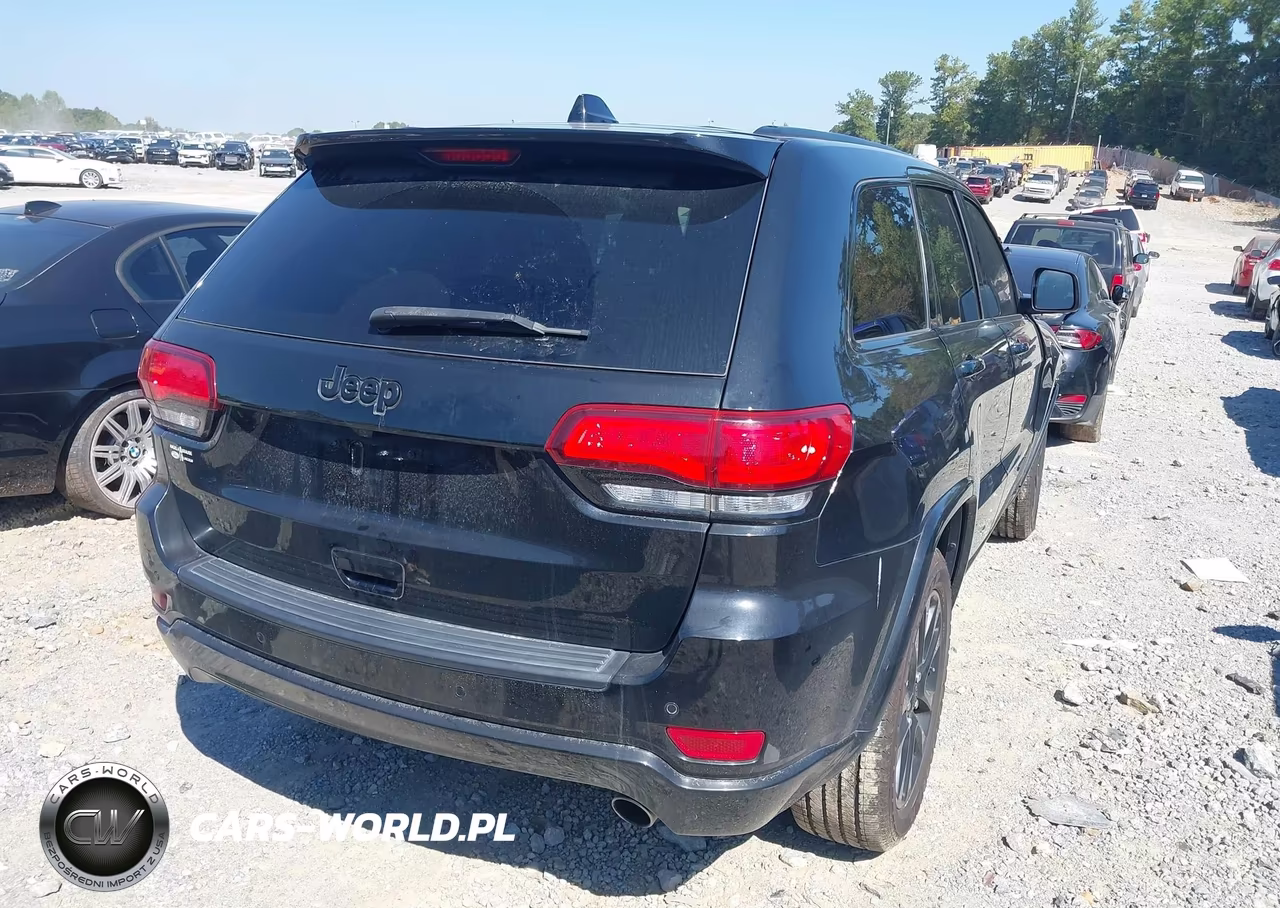 2019 Jeep Grand Cherokee Altitude 4X2 VIN:1C4RJEAG3KC615057 - 4