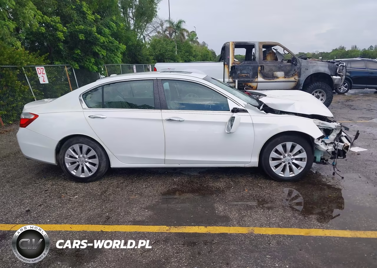 2013 Honda Accord Ex-L VIN:1HGCR2F83DA175243 - 13