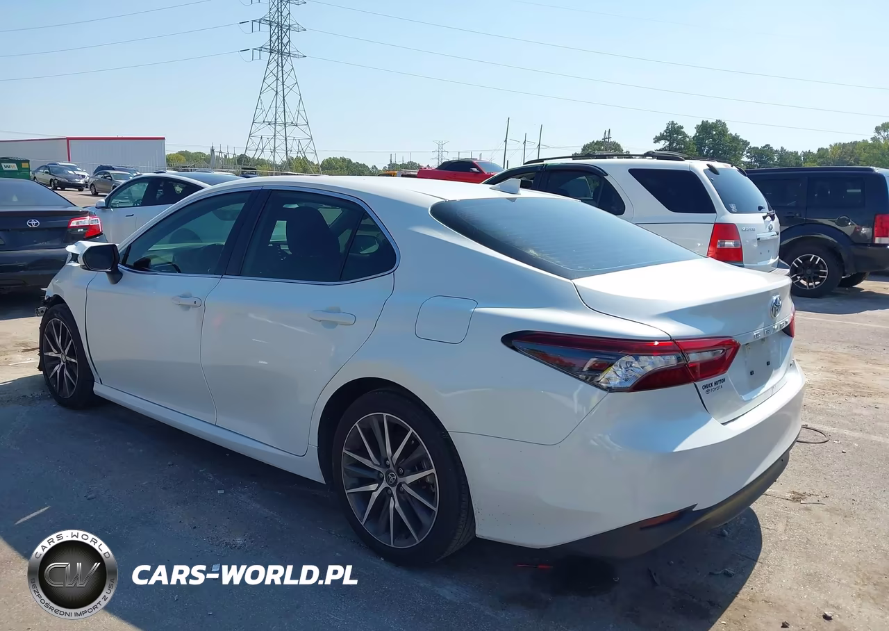 2024 Toyota Camry Xle VIN:4T1F11AK4RU257497 - 3
