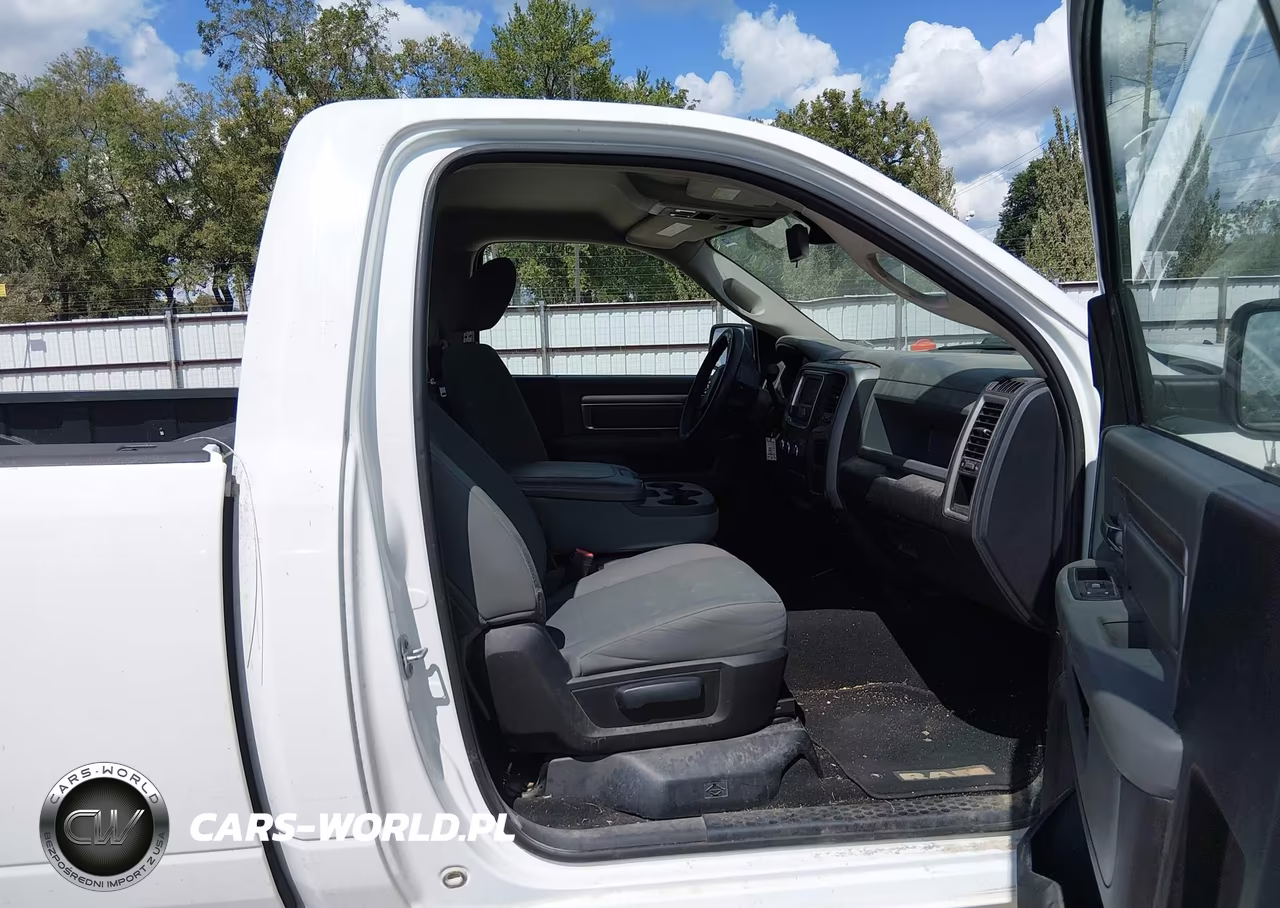2015 Ram 1500 Tradesman VIN:3C6JR6DT4FG517170 - 5