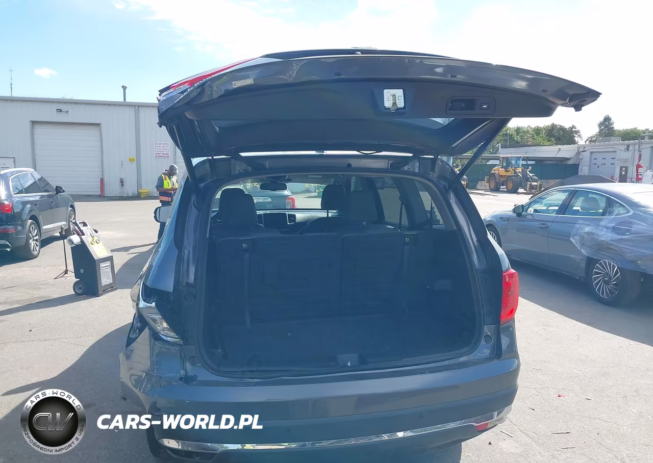 2016 Honda Pilot Elite VIN:5FNYF6H07GB018144 - 18