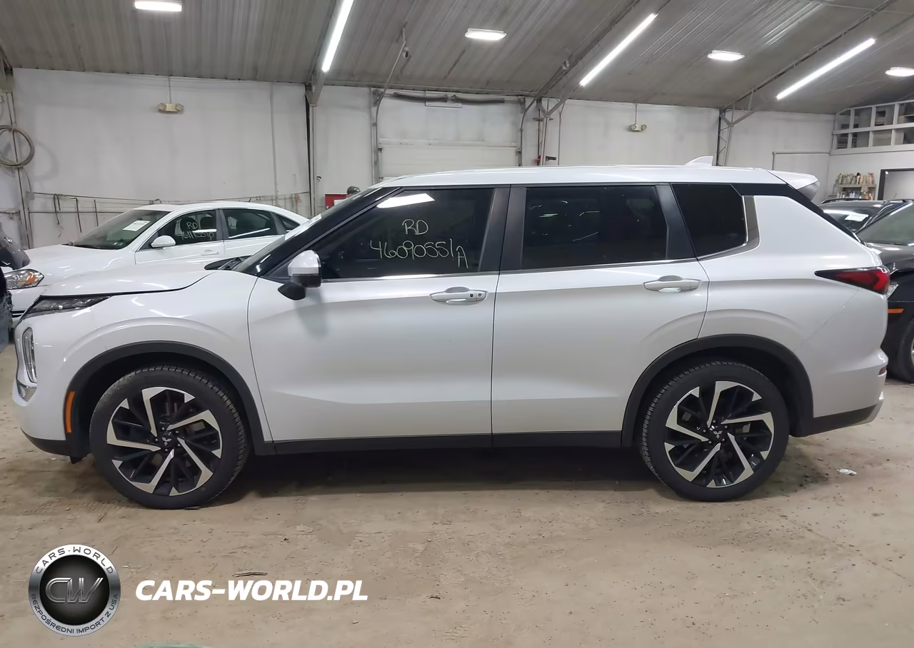 2022 Mitsubishi Outlander Black Edition S-Awc-Se 2.5 S-Awc-Se Launch Edition S-Awc VIN:JA4J4UA80NZ014448 - 14