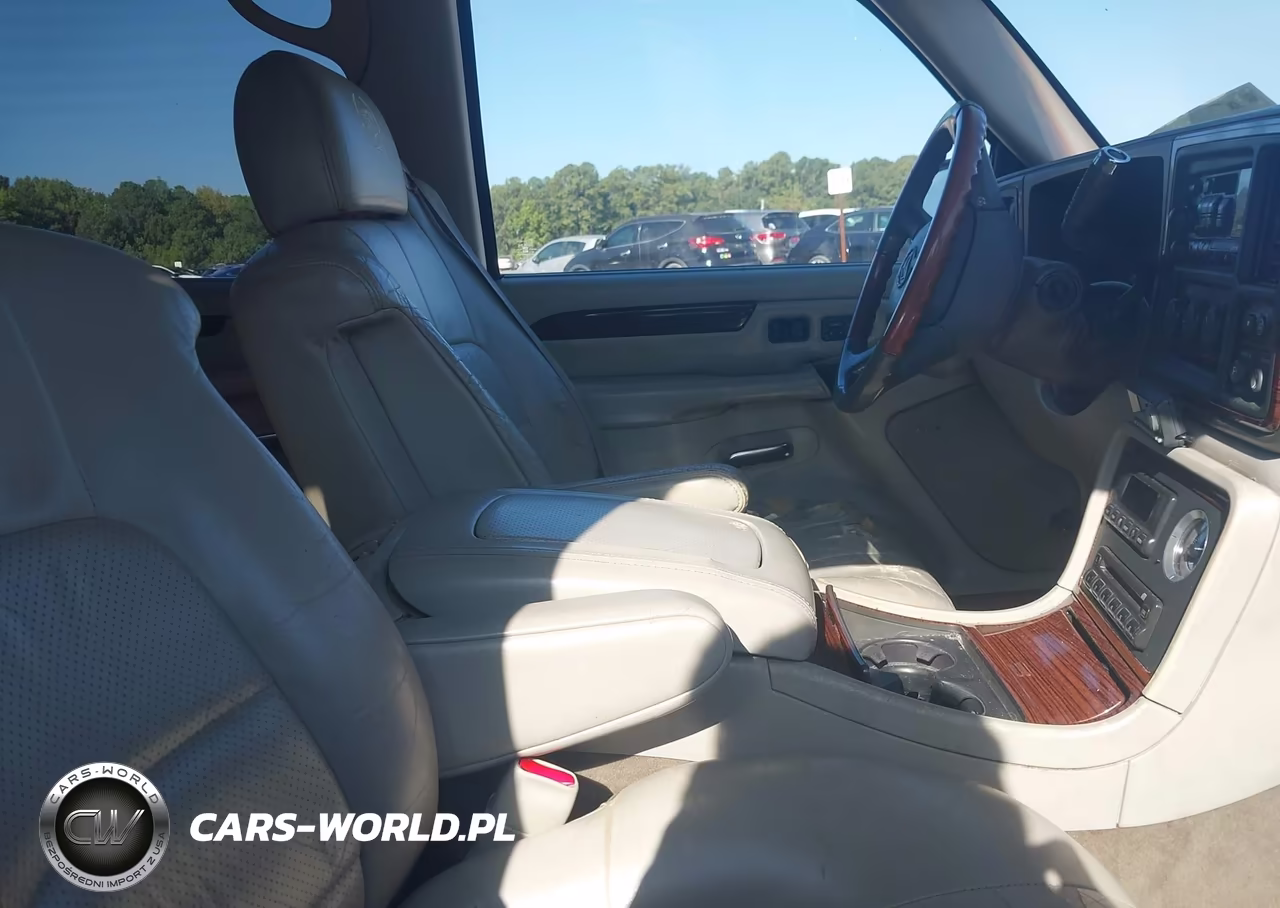 2002 Cadillac Escalade Standard VIN:1GYEK63N52R101733 - 5