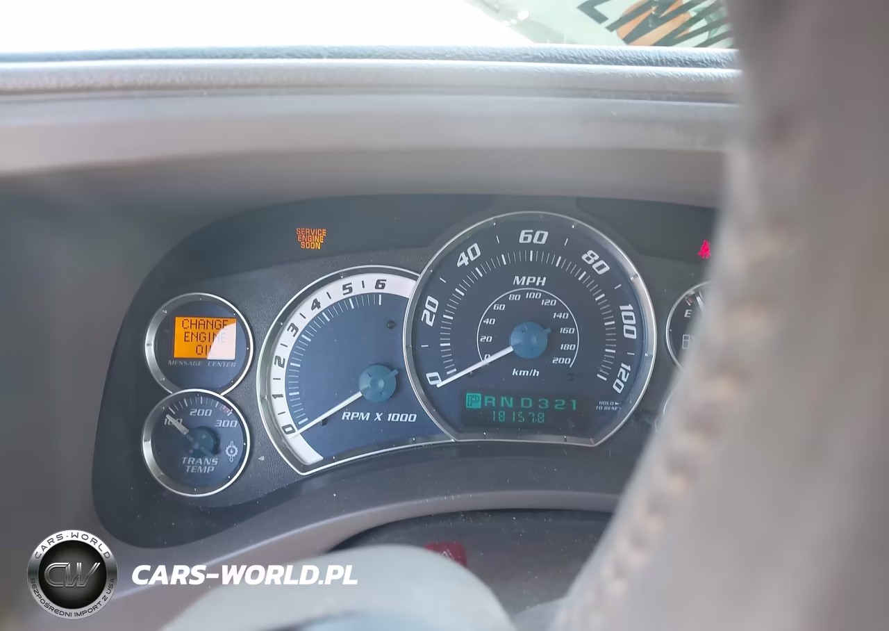 2002 Cadillac Escalade Standard VIN:1GYEK63N52R101733 - 7