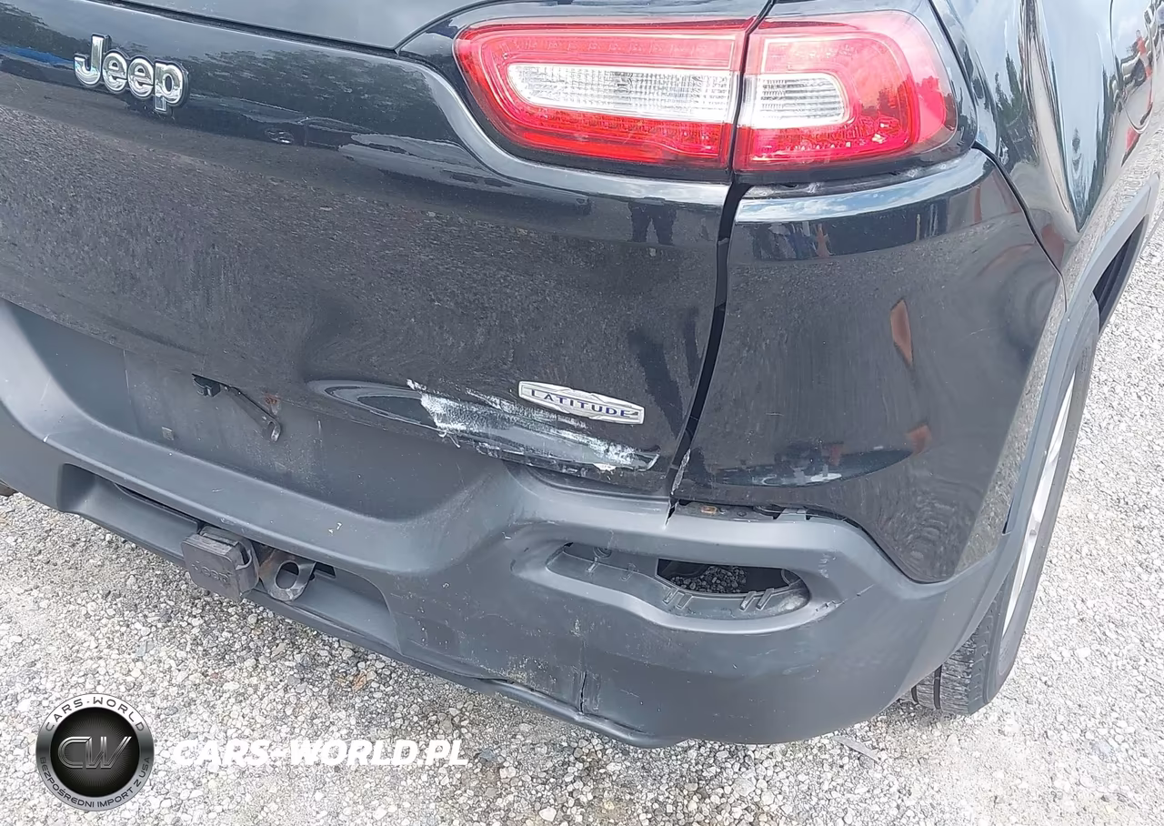 2014 Jeep Cherokee Latitude VIN:1C4PJMCB0EW290633 - 6