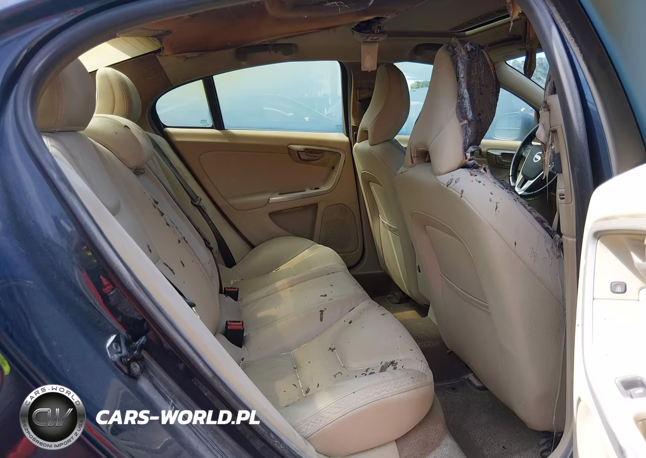 2012 Volvo S60 T5 VIN:YV1622FS7C2130613 - 8