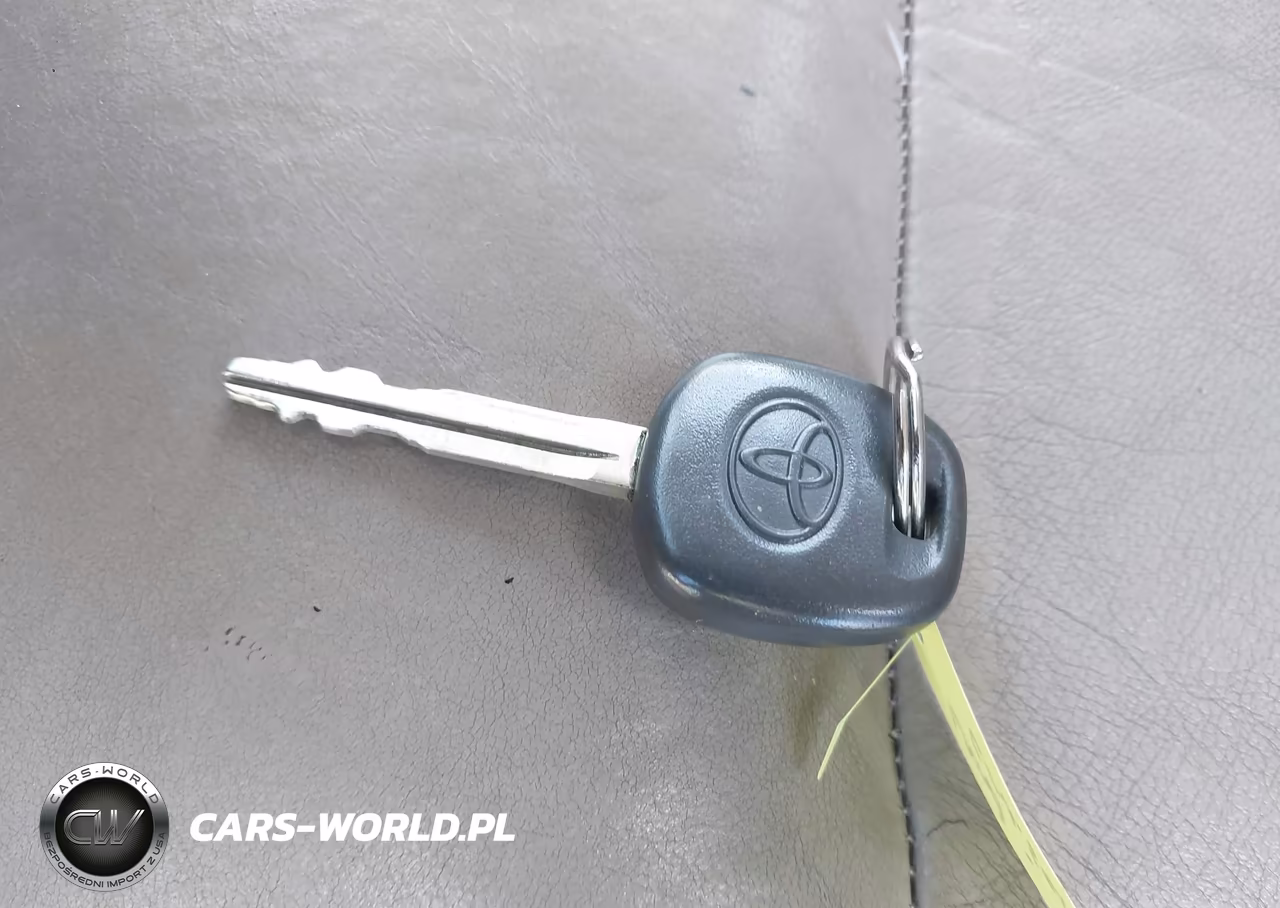 2000 Toyota Land Cruiser VIN:JT3HT05J0Y0095512 - 11