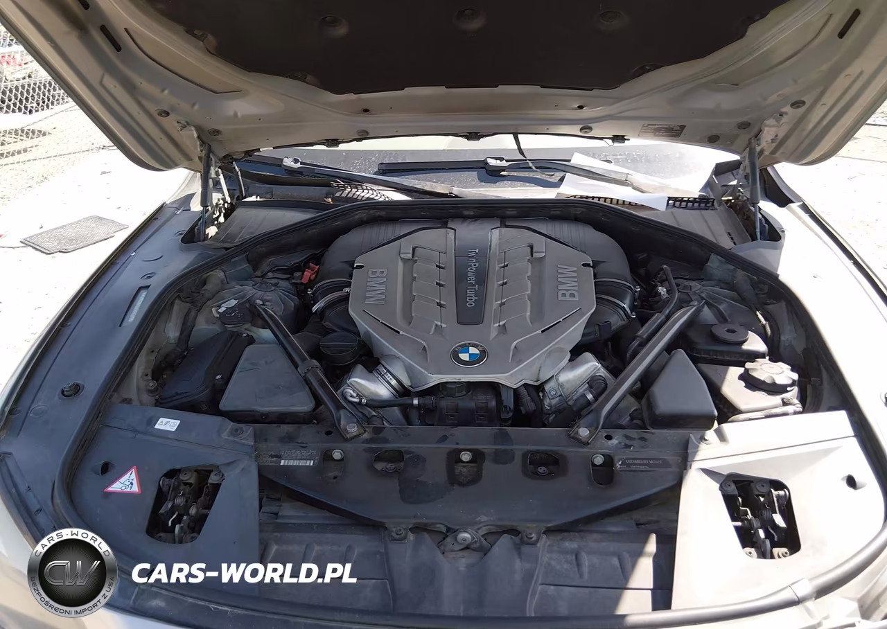 2011 BMW 750Li VIN:WBAKB8C50BCY65249 - 10