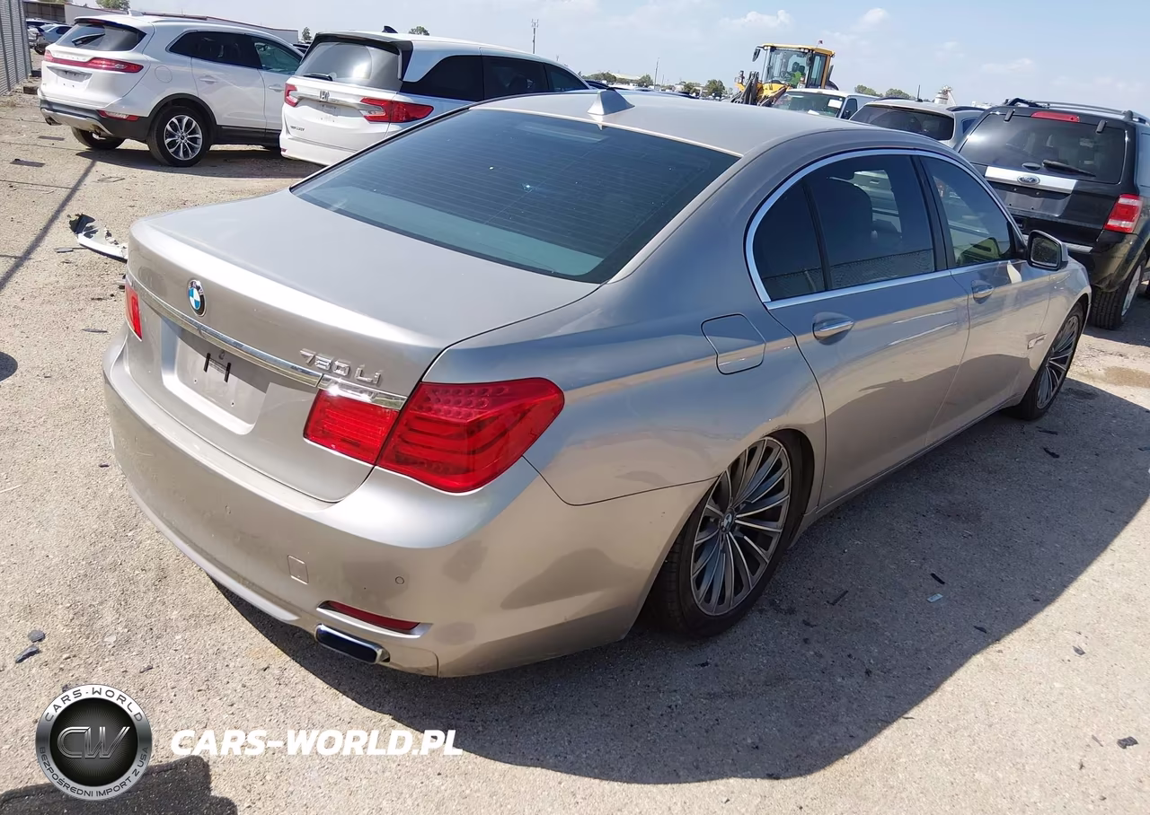 2011 BMW 750Li VIN:WBAKB8C50BCY65249 - 4