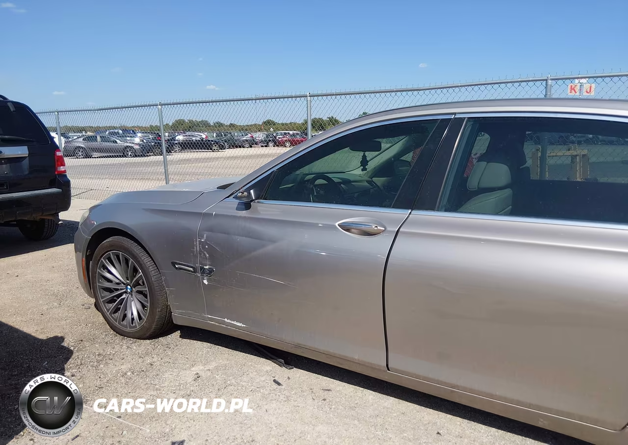2011 BMW 750Li VIN:WBAKB8C50BCY65249 - 6