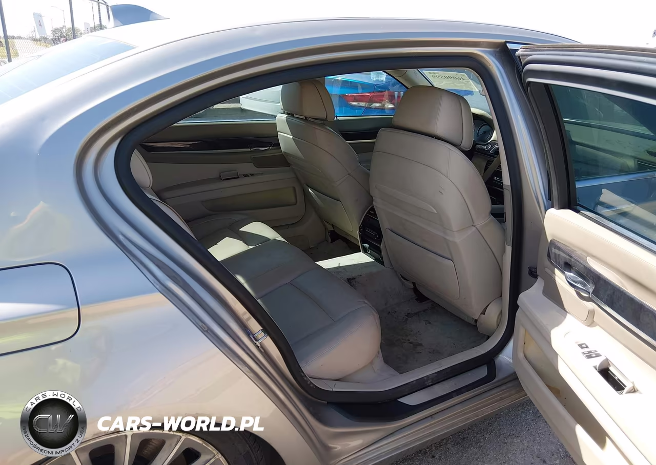 2011 BMW 750Li VIN:WBAKB8C50BCY65249 - 8