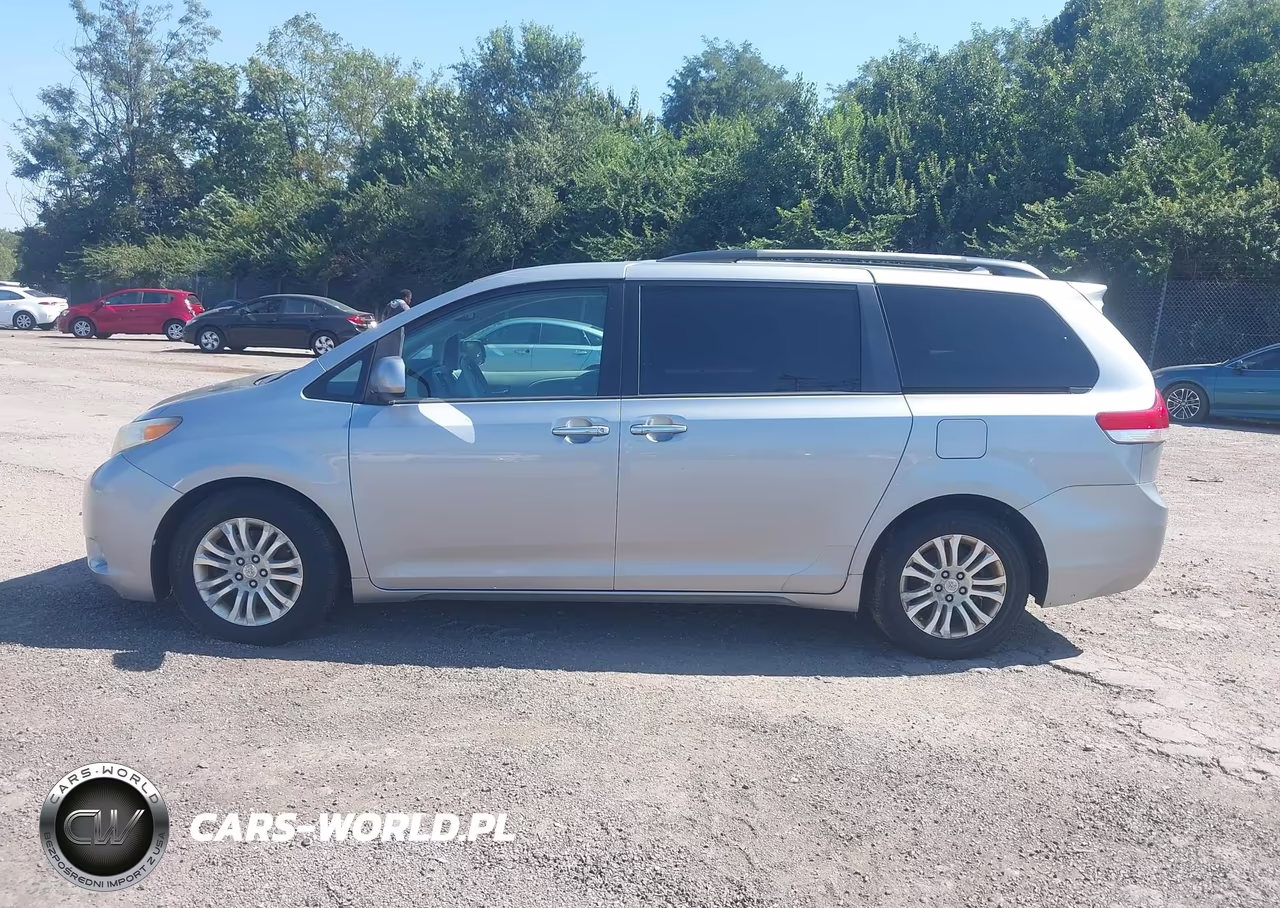 2011 Toyota Sienna Xle V6 VIN:5TDYK3DC0BS099664 - 14