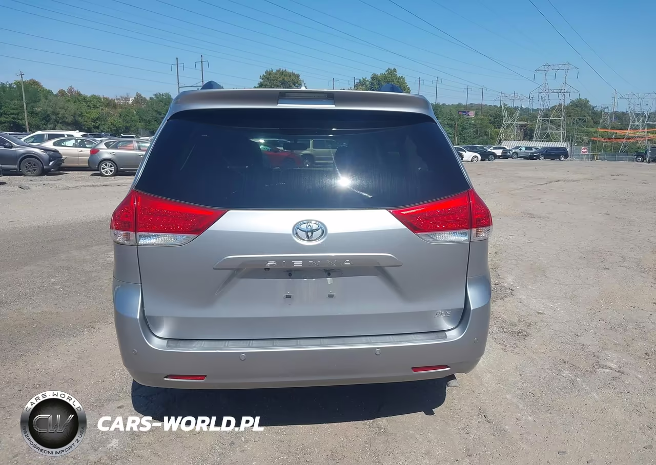 2011 Toyota Sienna Xle V6 VIN:5TDYK3DC0BS099664 - 16