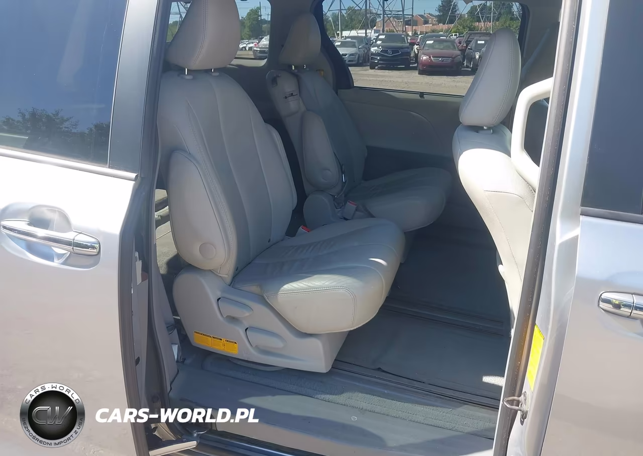 2011 Toyota Sienna Xle V6 VIN:5TDYK3DC0BS099664 - 8