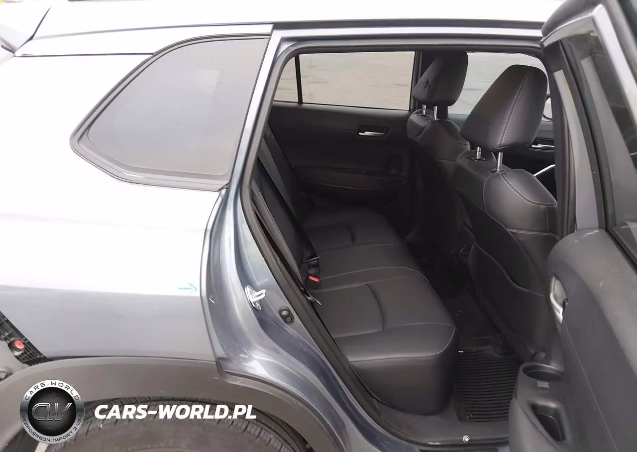 2026 Toyota Corolla Cross Xle VIN:7MUDAAAGXTV181034 - 8