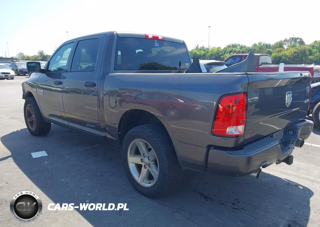 2016 Ram 1500 Express VIN:3C6RR7KTXGG121600 - 3