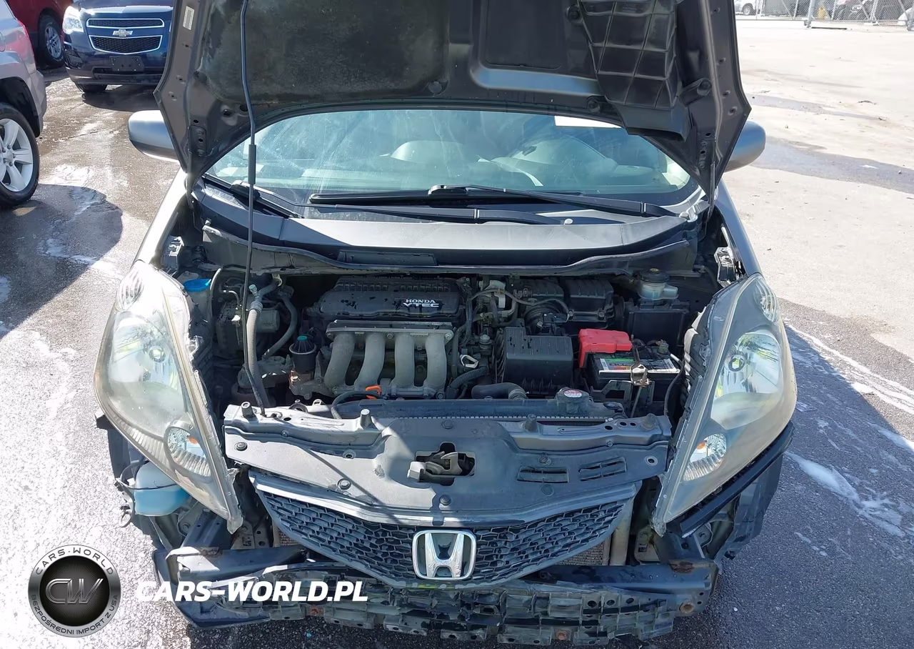 2013 Honda Fit VIN:JHMGE8H39DC036088 - 10