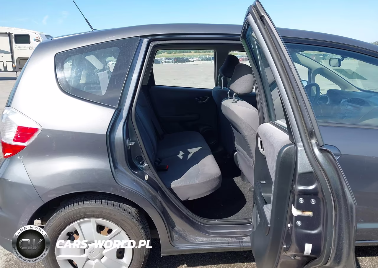 2013 Honda Fit VIN:JHMGE8H39DC036088 - 8