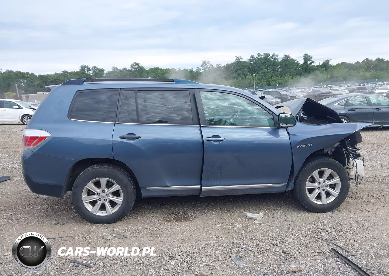 2013 Toyota Highlander Hybrid Base V6 VIN:JTEBC3EH9D2015828 - 14