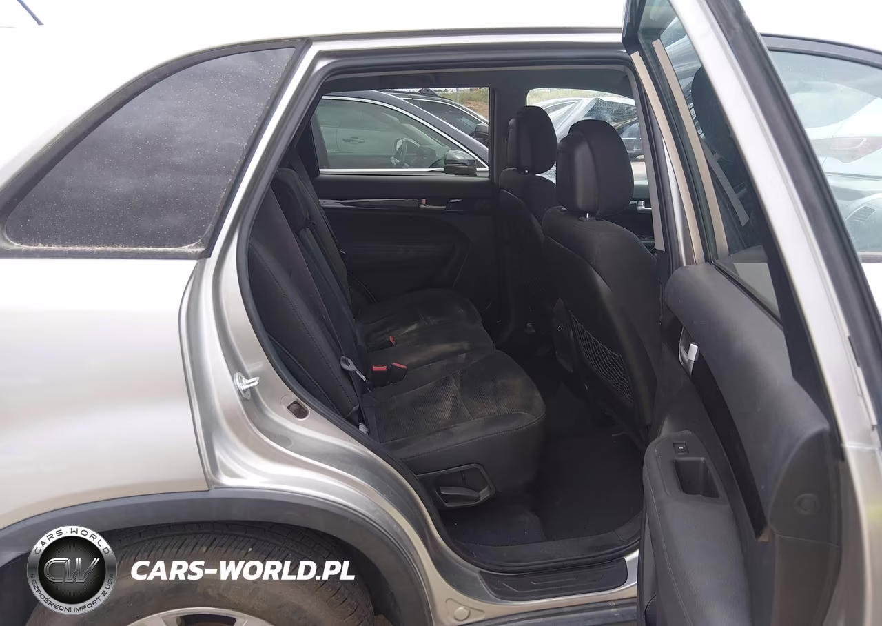 2015 Kia Sorento Lx VIN:5XYKT3A67FG631268 - 8