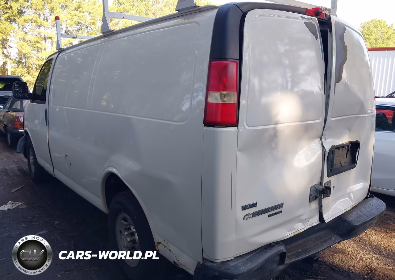 2011 Chevrolet Express 2500 Work Van VIN:1GCWGFCA3B1126203 - 3