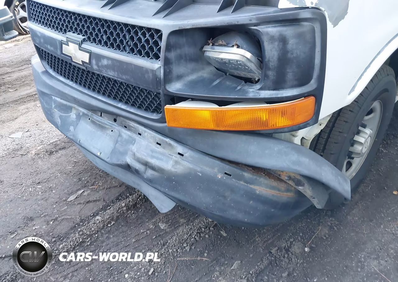 2011 Chevrolet Express 2500 Work Van VIN:1GCWGFCA3B1126203 - 6