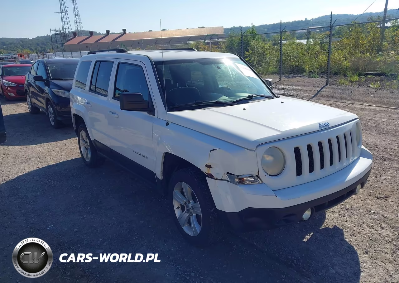 2012 Jeep Patriot Latitude – zdjęcie 1 z 12