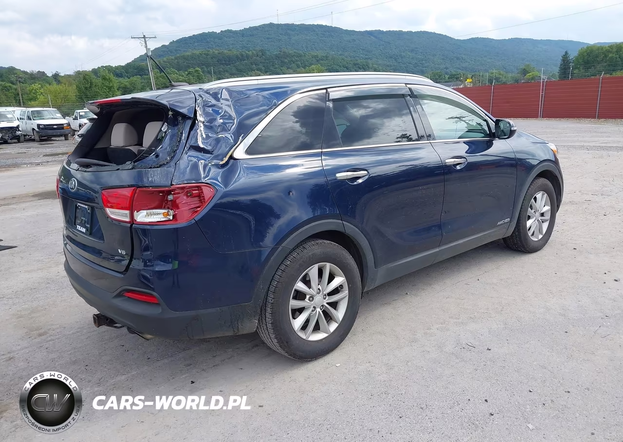 2018 Kia Sorento 3.3L Lx VIN:5XYPGDA59JG416524 - 4