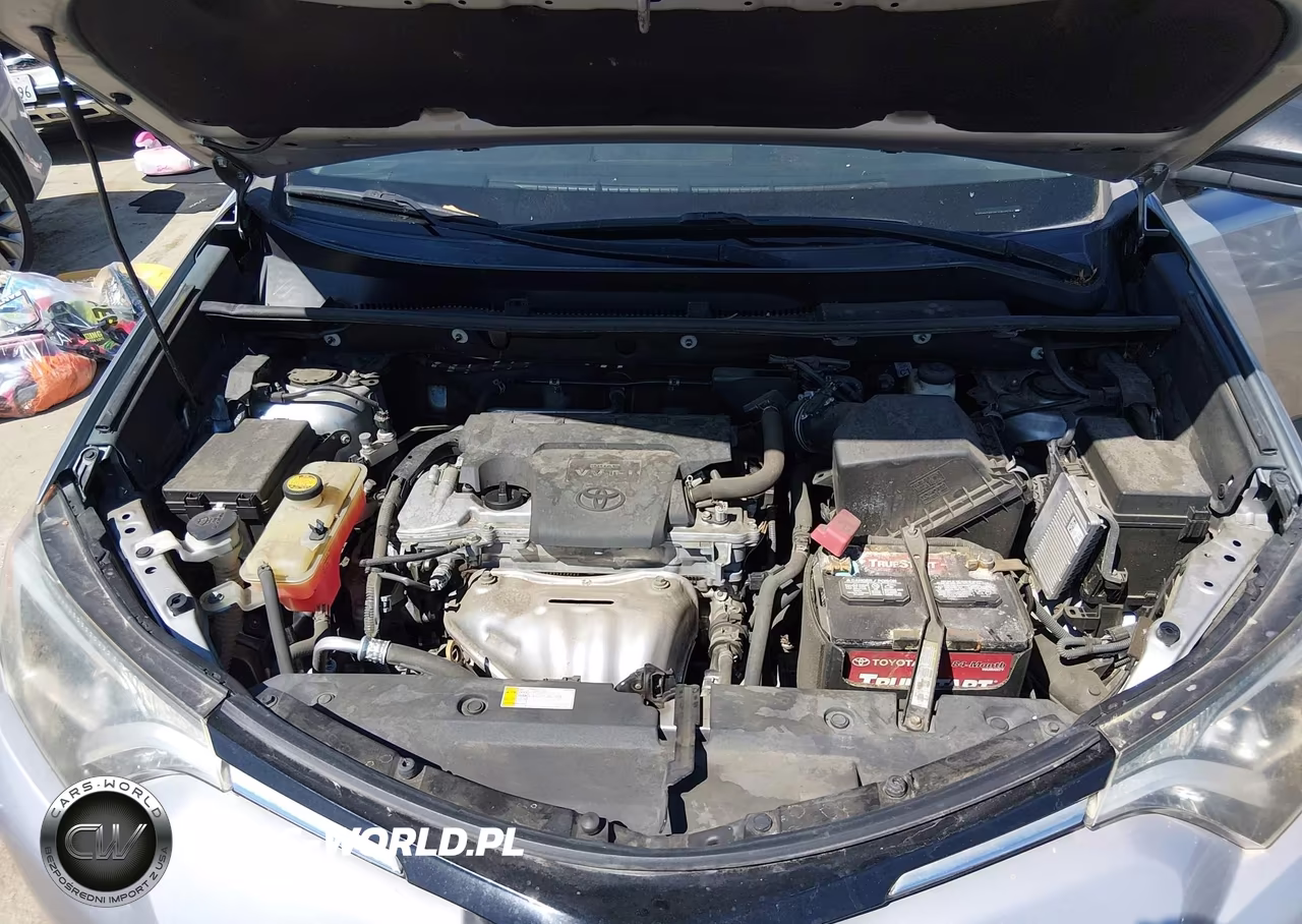 2018 Toyota Rav4 Le VIN:2T3BFREVXJW697481 - 10