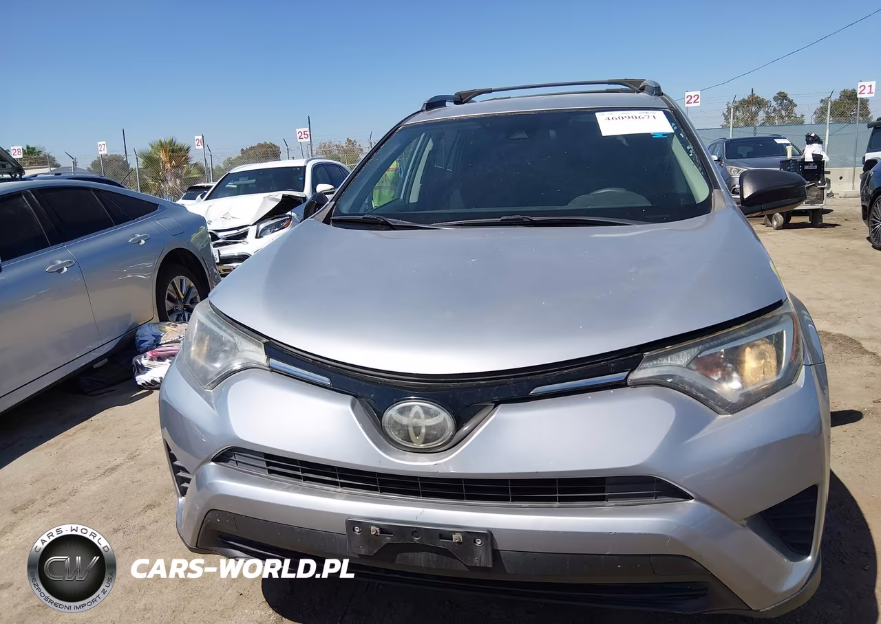 2018 Toyota Rav4 Le VIN:2T3BFREVXJW697481 - 12