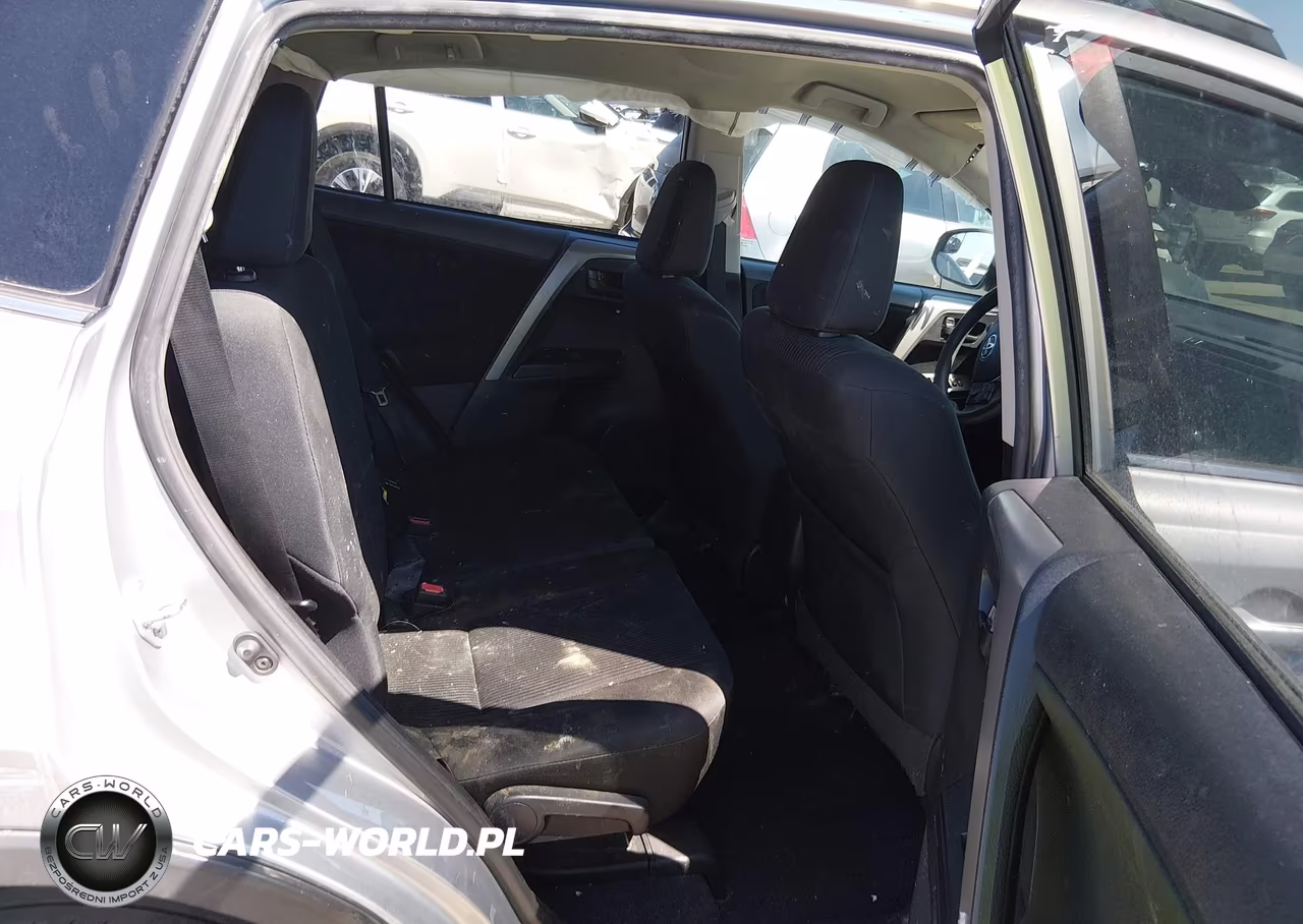 2018 Toyota Rav4 Le VIN:2T3BFREVXJW697481 - 8