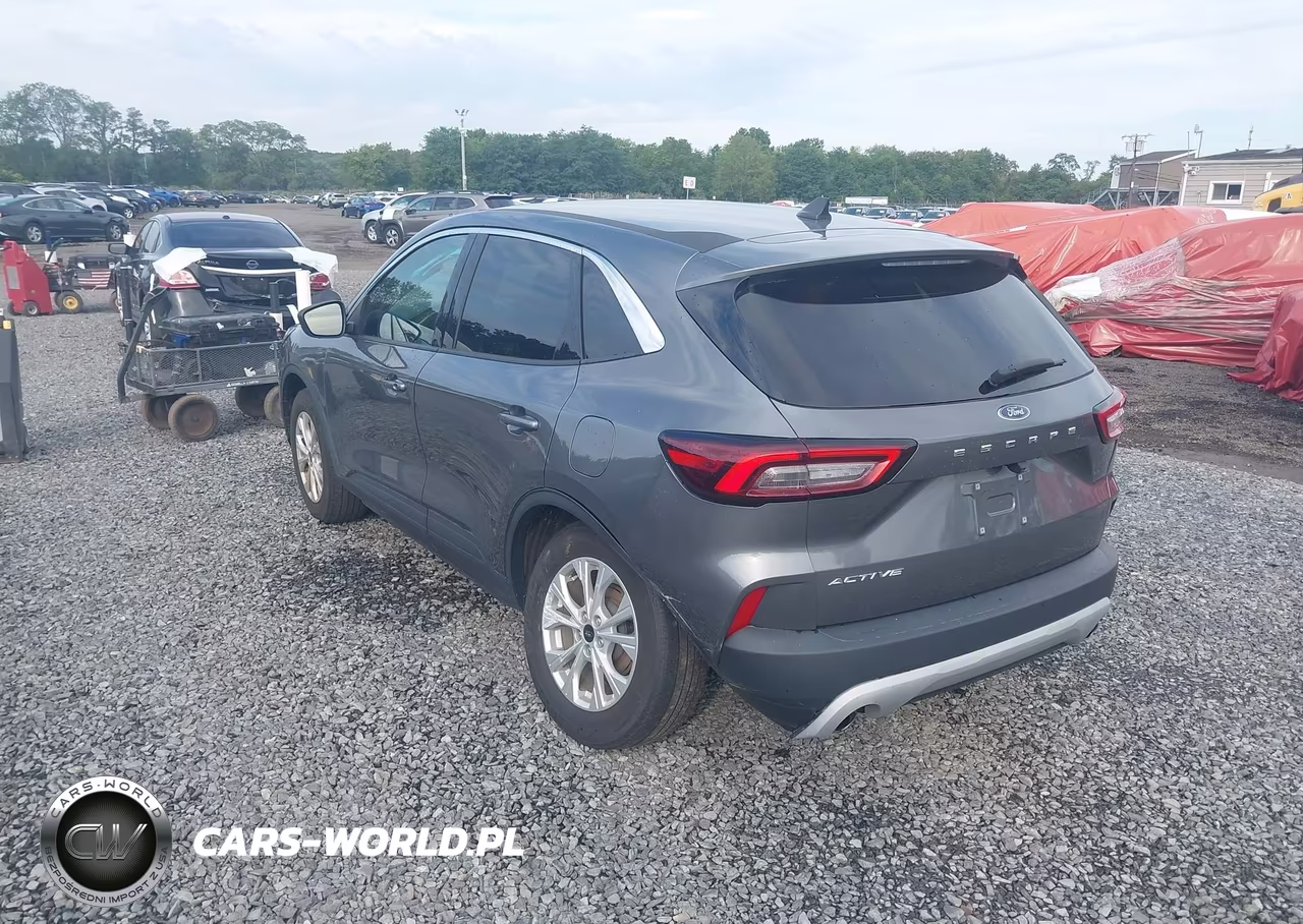 2023 Ford Escape Active VIN:1FMCU0GN9PUA31572 - 17