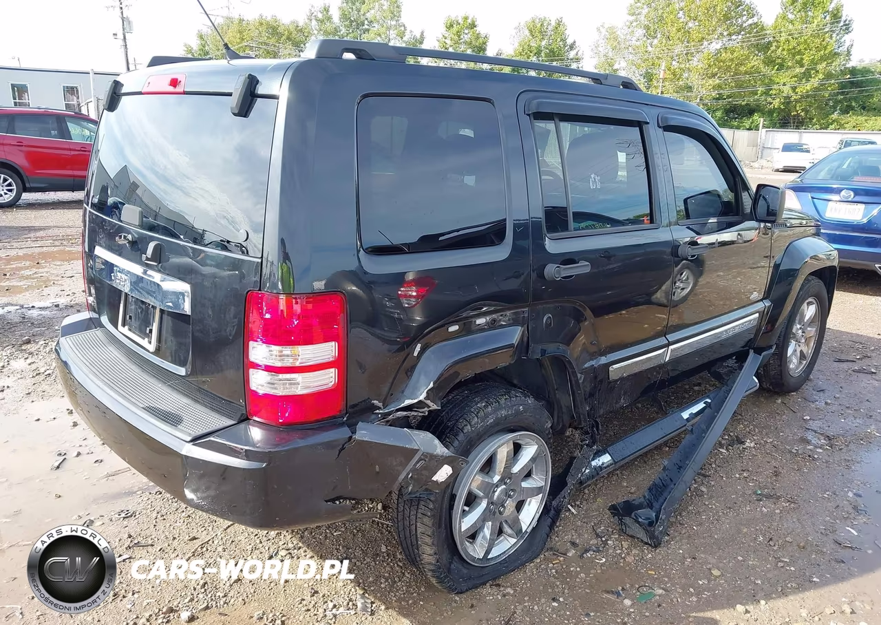 2012 Jeep Liberty Sport VIN:1C4PJMAK4CW199672 - 4
