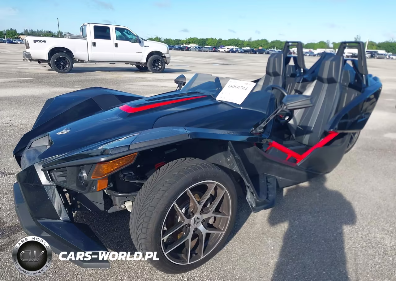 2016 Polaris Slingshot VIN:57XAAPFA4G5107728 - 2
