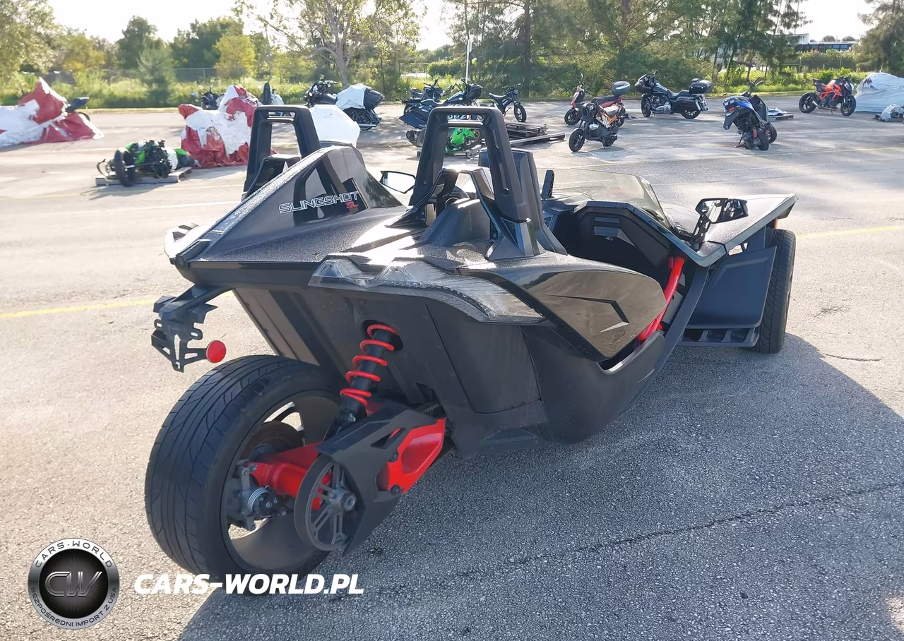 2016 Polaris Slingshot VIN:57XAAPFA4G5107728 - 4