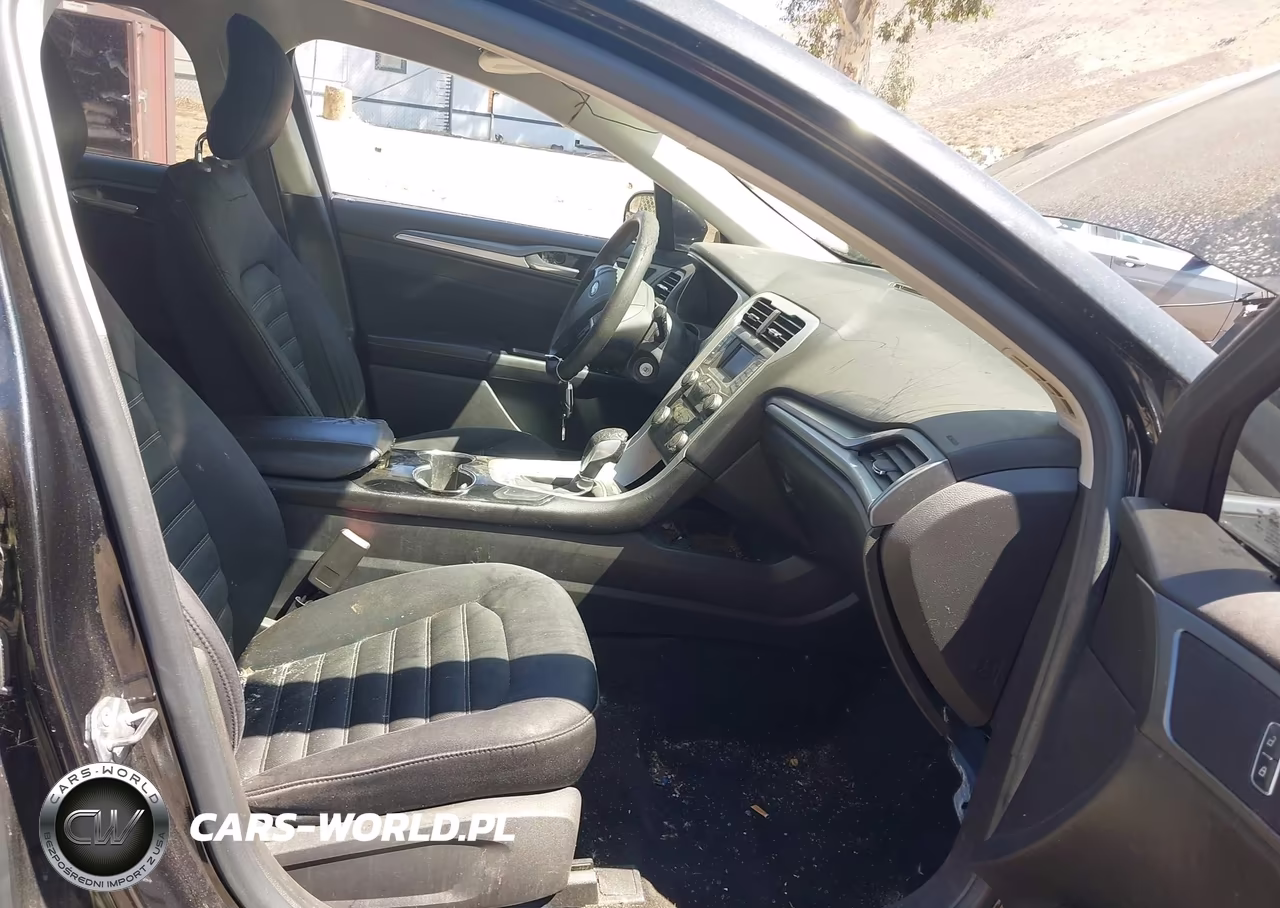 2014 Ford Fusion Se VIN:3FA6P0HD7ER316439 - 5
