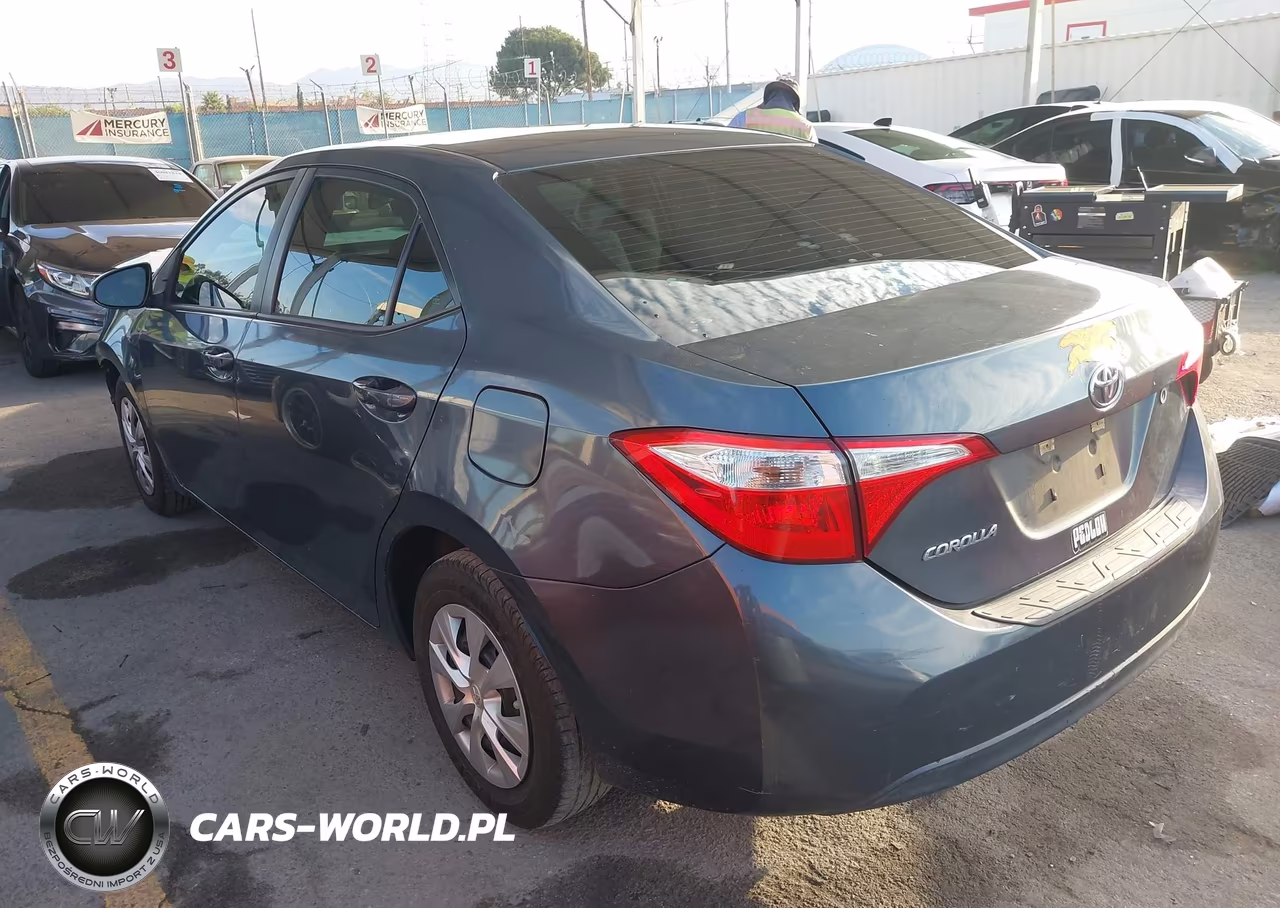 2015 Toyota Corolla L VIN:5YFBURHE7FP210787 - 3