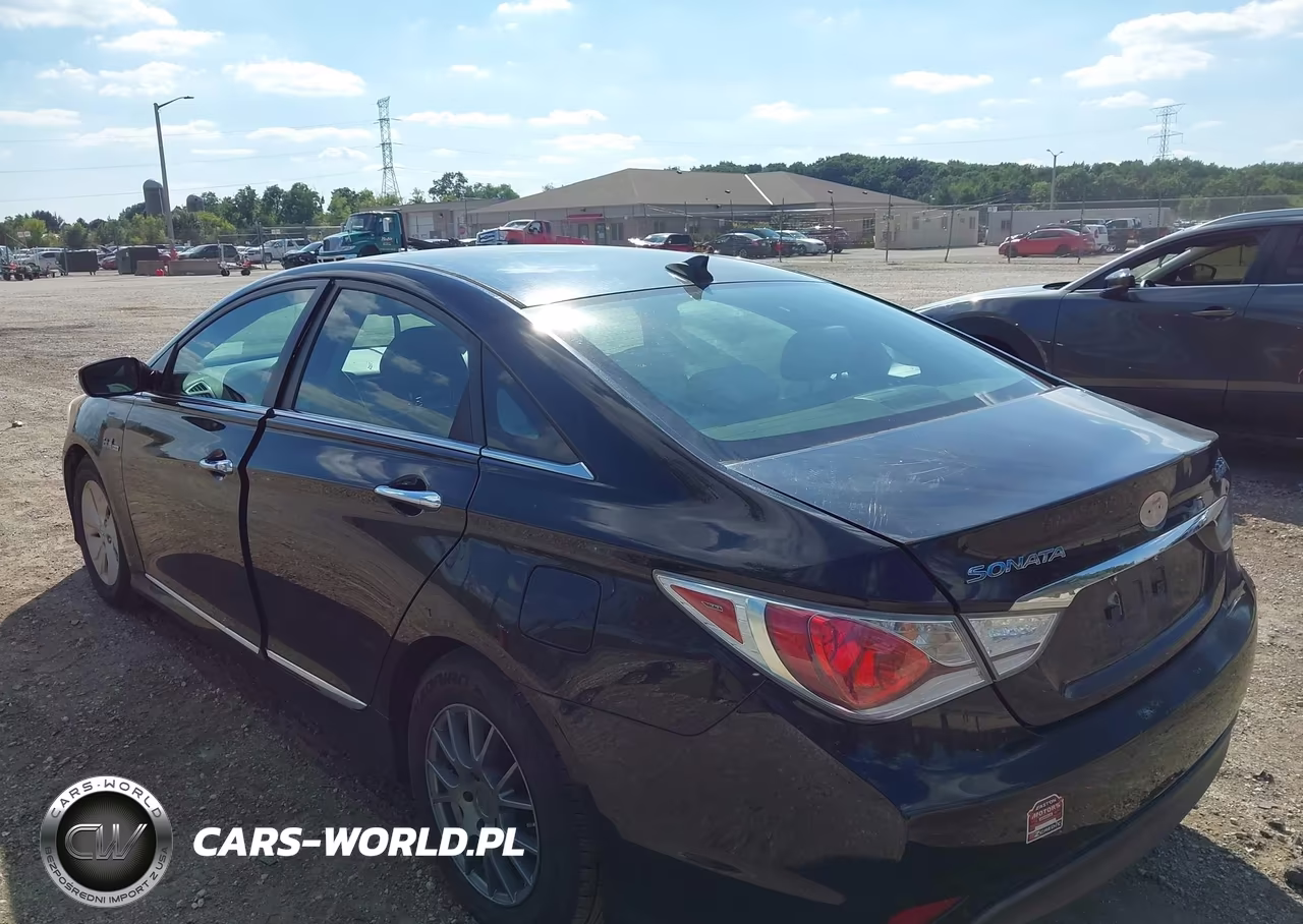 2014 Hyundai Sonata Hybrid VIN:KMHEC4A49EA116610 - 3