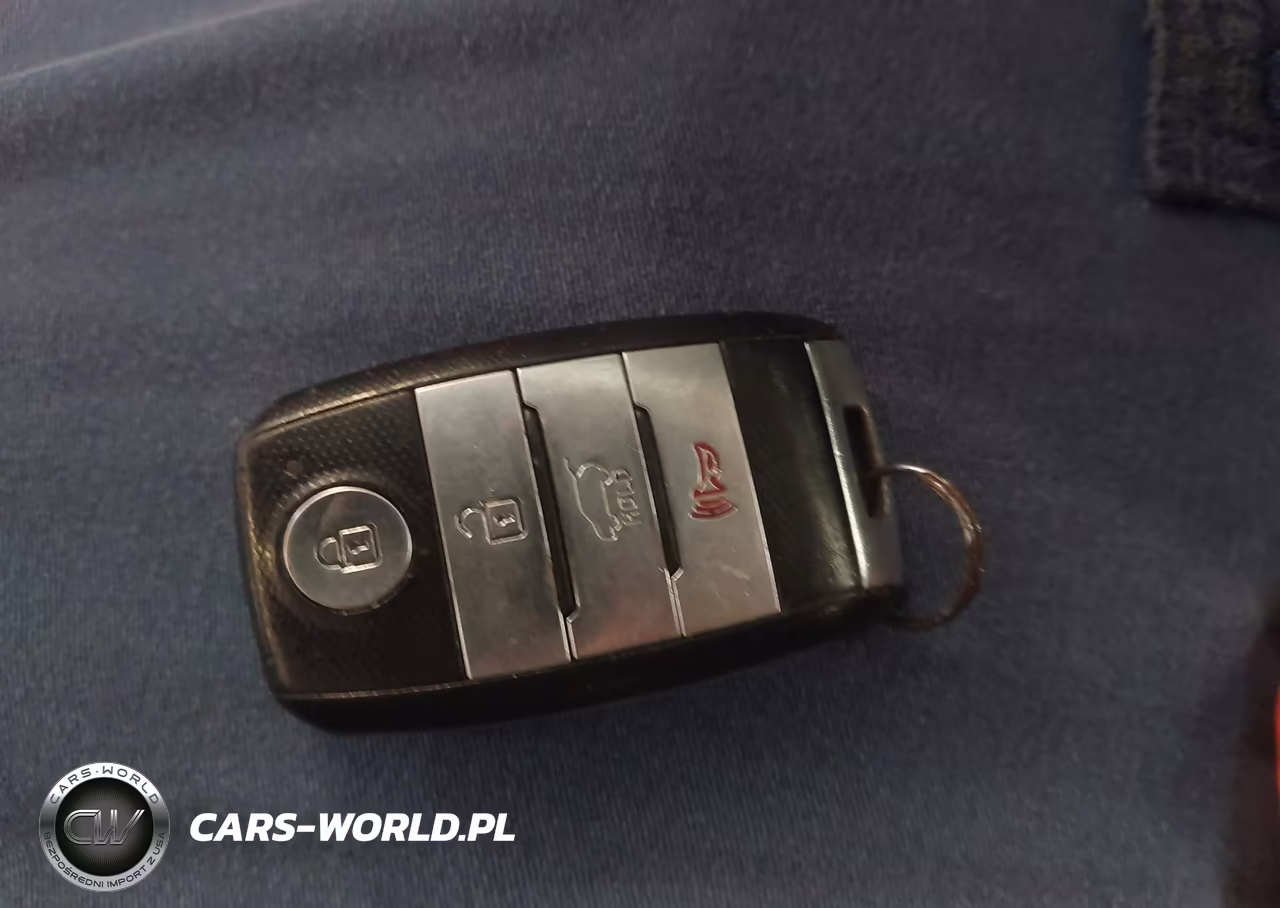 2015 Kia Soul + VIN:KNDJP3A5XF7773828 - 11