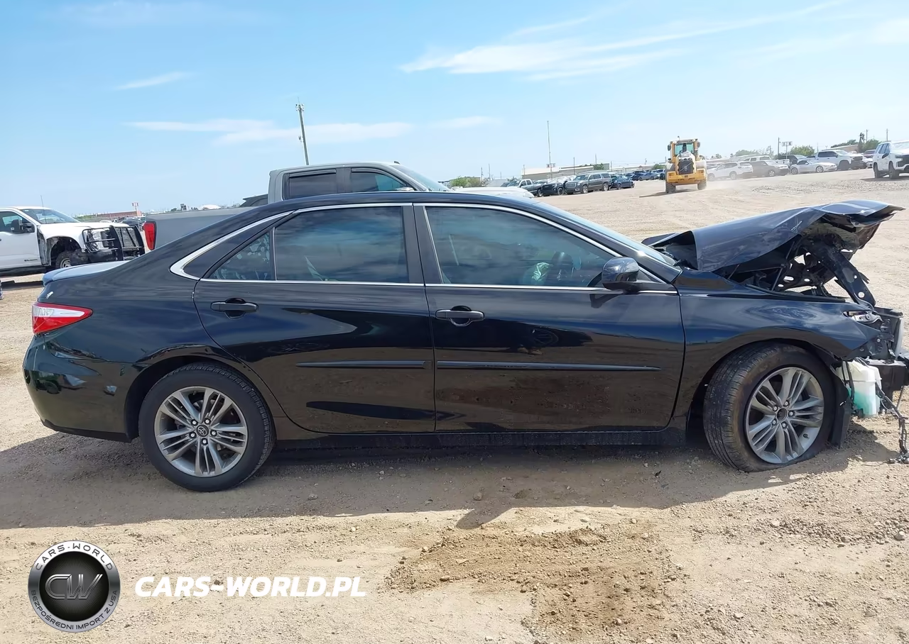 2015 Toyota Camry Se VIN:4T1BF1FK1FU891273 - 14