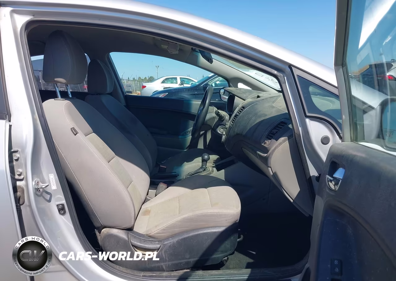 2016 Kia Forte Lx VIN:KNAFX4A62G5536328 - 5